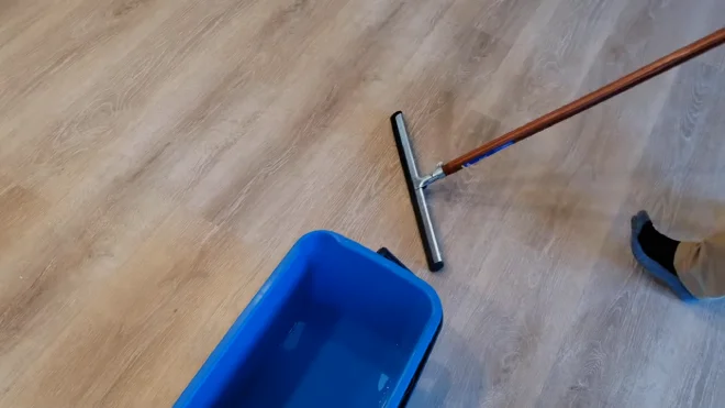 How do you keep hardwood floors clean when renovating