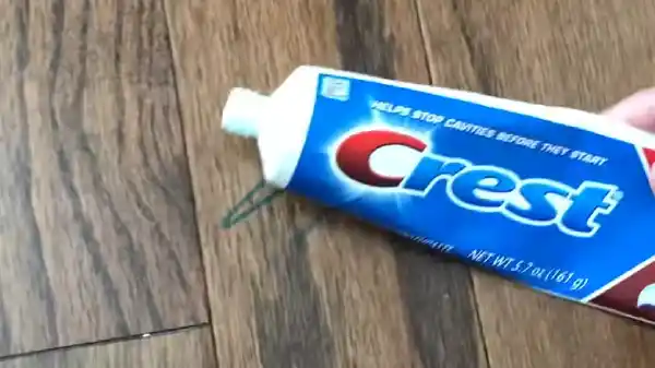 Removing the Stain with Toothpaste