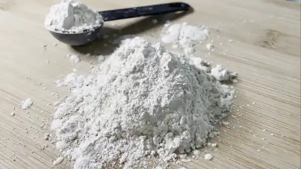 What Happens If You Touch Diatomaceous Earth Splashed on Hardwood