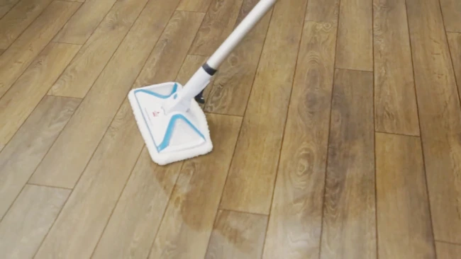 What to Do When Cleaning Hardwood Floors Without Streaking