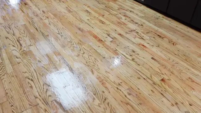 Why is It Important to Clean Dirt from the Hardwood Floor Grooves