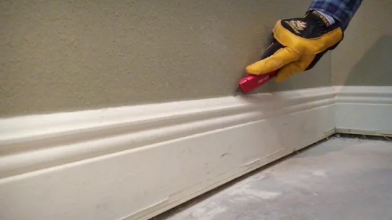 How to Remove Baseboards when Refinishing Hardwood Floors